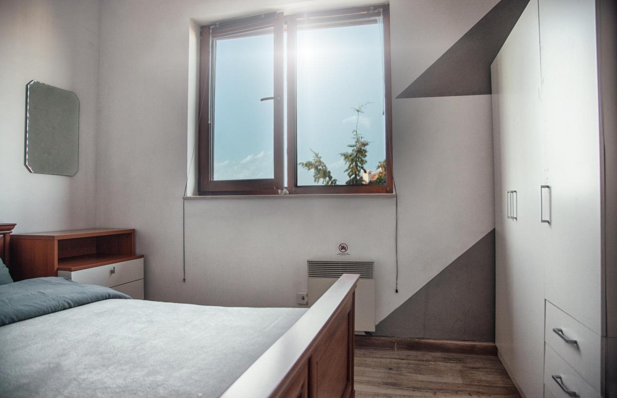 Cozy Apartment Next To The Forest And The Gondola Банско Екстериор снимка